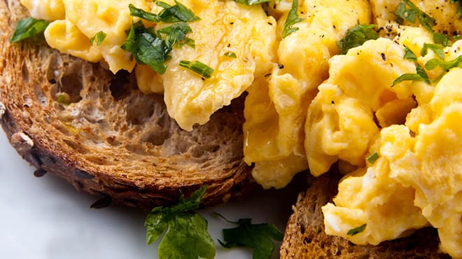 Scrambled eggs on toast